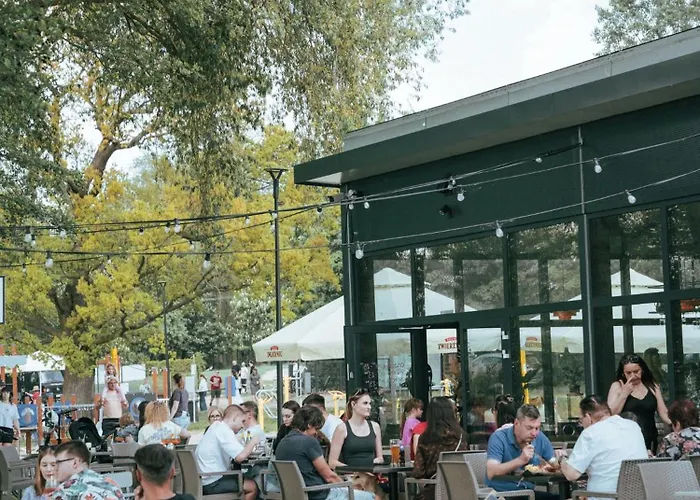 Chill Camp Luxury tent *